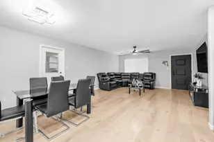 4146 W Desert Hills Dr, Phoenix, AZ 85029 - Photo 10