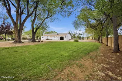732 W Road 1 -- N, Chino Valley, AZ 86323 - Photo 28