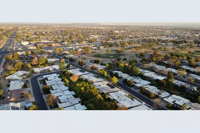 18442 N 104th Avenue, Sun City, AZ 85373 - Photo 34