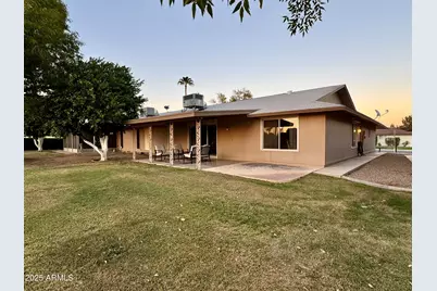 18442 N 104th Avenue, Sun City, AZ 85373 - Photo 28