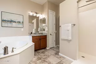 24212 N 24th Pl, Phoenix, AZ 85024 - Photo 16