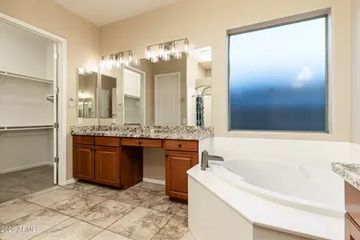 24212 N 24th Place, Phoenix, AZ 85024 - Photo 30