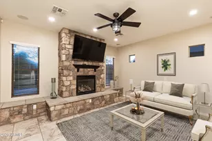24212 N 24th Pl, Phoenix, AZ 85024 - Photo 12