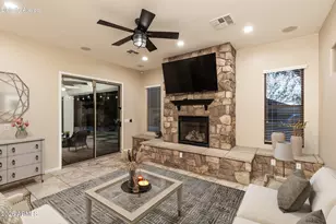 24212 N 24th Pl, Phoenix, AZ 85024 - Photo 22