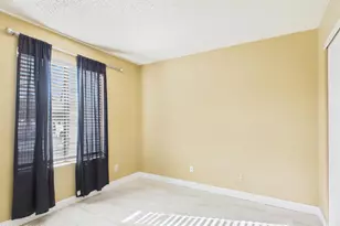 5236 W Peoria Ave, Glendale, AZ 85302 - Photo 4