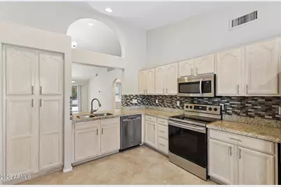 16913 E De Anza Drive, Fountain Hills, AZ 85268 - Photo 1