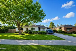 1624 N 11th Ave, Phoenix, AZ 85007 - Photo 1