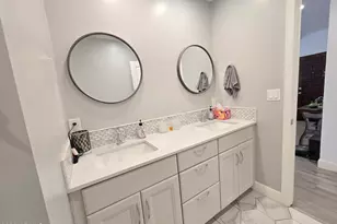 9821 E Becker Ln, Scottsdale, AZ 85260 - Photo 28