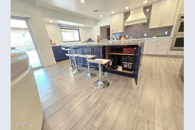 9821 E Becker Lane, Scottsdale, AZ 85260 - Photo 10