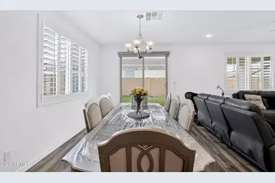 12761 W Parkway Lane, Avondale, AZ 85323 - Photo 10