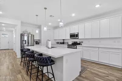 12761 W Parkway Lane, Avondale, AZ 85323 - Photo 4