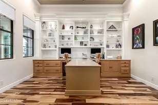 4421 E Taurus Pl, Chandler, AZ 85249 - Photo 14