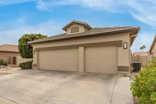 9843 E Sunburst Dr, Sun Lakes, AZ 85248 - Photo 2