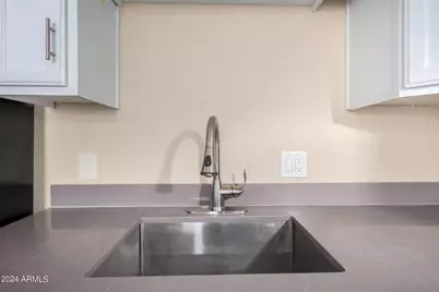 3016 N 37th Street #Apt 6, Phoenix, AZ 85018 - Photo 18