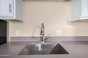 3016 N 37th St, Phoenix, AZ 85018 - Photo 18