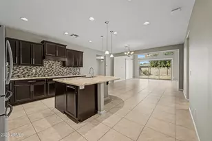 8978 W Orchid Ln, Peoria, AZ 85345 - Photo 4