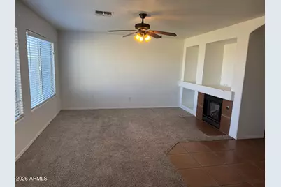 658 E Christopher Street, San Tan Valley, AZ 85140 - Photo 4