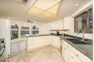 4128 E Paradise Dr, Phoenix, AZ 85028 - Photo 16