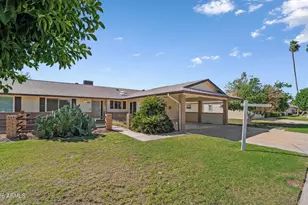 10927 W Peoria Ave, Sun City, AZ 85351 - Photo 2