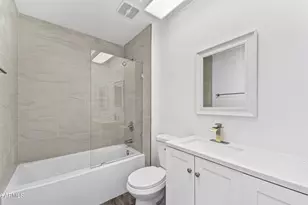 10927 W Peoria Ave, Sun City, AZ 85351 - Photo 20