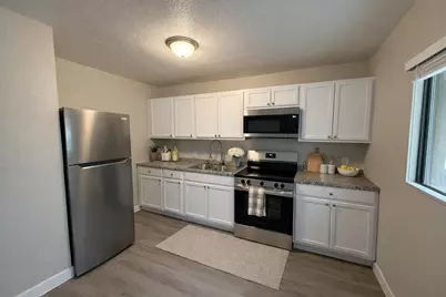 1537 W Pierce Street #Apt 2, Phoenix, AZ 85007 - Photo 4