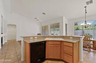 2250 S Southwind Dr, Gilbert, AZ 85295 - Photo 10