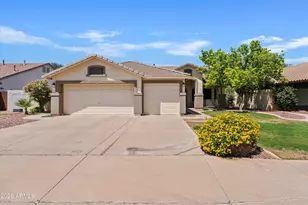 2250 S Southwind Dr, Gilbert, AZ 85295 - Photo 2