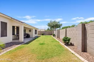 2250 S Southwind Dr, Gilbert, AZ 85295 - Photo 34