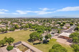 2250 S Southwind Dr, Gilbert, AZ 85295 - Photo 40