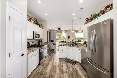 18121 N Key Estrella Drive, Surprise, AZ 85374 - Photo 8