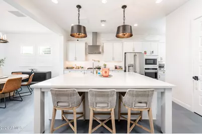 3520 E Crest Lane, Phoenix, AZ 85050 - Photo 6