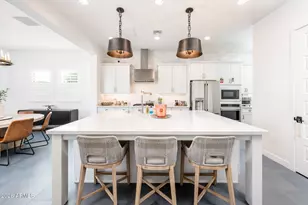 3520 E Crest Ln, Phoenix, AZ 85050 - Photo 6