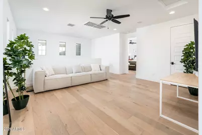 3520 E Crest Lane, Phoenix, AZ 85050 - Photo 20