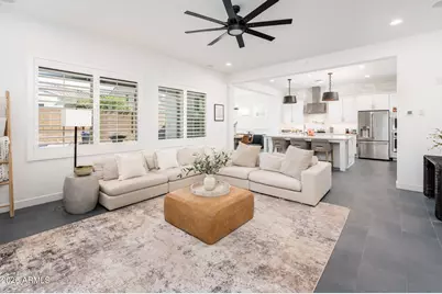 3520 E Crest Lane, Phoenix, AZ 85050 - Photo 14