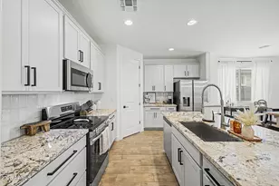 12364 N 174th Ln, Surprise, AZ 85388 - Photo 10