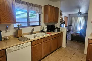 7331 W Raymond St, Phoenix, AZ 85043 - Photo 16