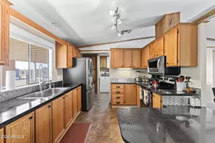 7810 W Peoria Ave, Peoria, AZ 85345 - Photo 12