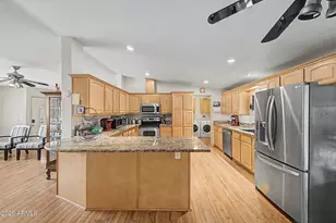 16424 N 33rd Way, Phoenix, AZ 85032 - Photo 8