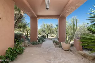 8400 E Dixileta Dr, Scottsdale, AZ 85266 - Photo 14