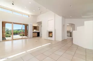 8400 E Dixileta Dr, Scottsdale, AZ 85266 - Photo 18