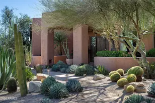 8400 E Dixileta Dr, Scottsdale, AZ 85266 - Photo 12