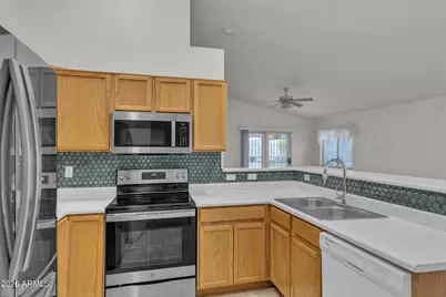 2206 N 116th Drive, Avondale, AZ 85392 - Photo 6