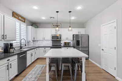 6876 W Wethersfield Road, Peoria, AZ 85381 - Photo 4