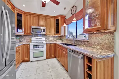 10823 W Irma Lane, Peoria, AZ 85373 - Photo 8