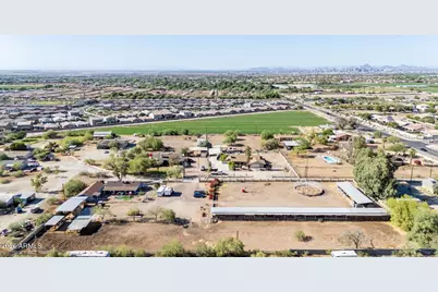 9632 S 27th Avenue, Laveen, AZ 85339 - Photo 12