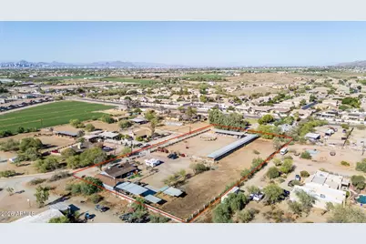 9632 S 27th Avenue, Laveen, AZ 85339 - Photo 16