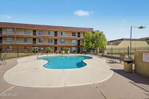 461 W Holmes Ave, Mesa, AZ 85210 - Photo 18