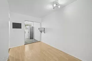 461 W Holmes Ave, Mesa, AZ 85210 - Photo 6