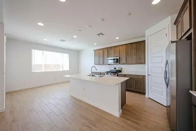 12053 W Calle De Pompas, Peoria, AZ 85383 - Photo 4