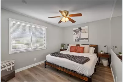 7845 E Valley Vista Drive, Scottsdale, AZ 85250 - Photo 2